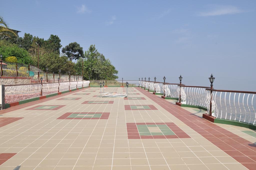 Raval Bunglow Hotell Panchgani Eksteriør bilde