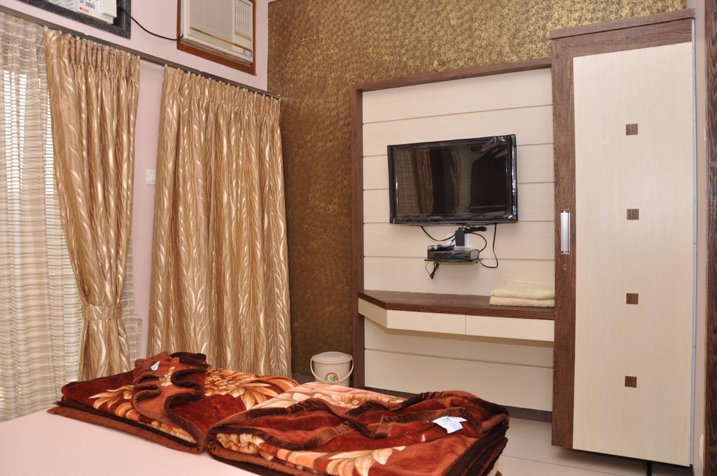Raval Bunglow Hotell Panchgani Eksteriør bilde